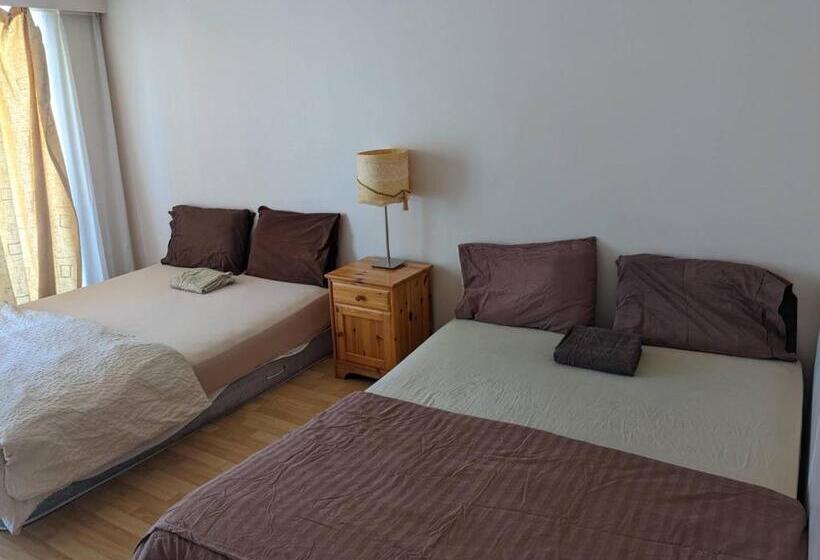 ユースホステル Vancouver Backpacker House