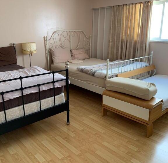 ユースホステル Vancouver Backpacker House