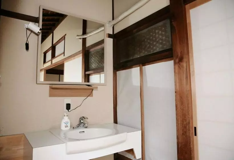 Retkeilymaja Yuzan Guesthouse