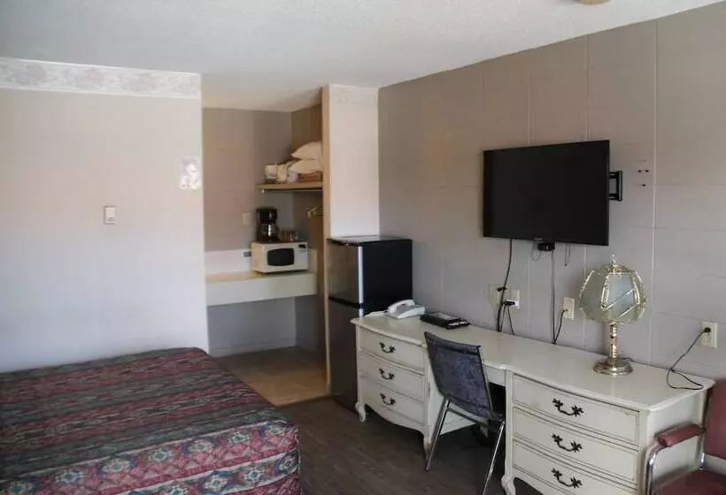 Camrose Motel