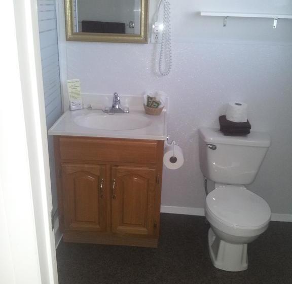 Capricorn Motel Royale 1000 Islands