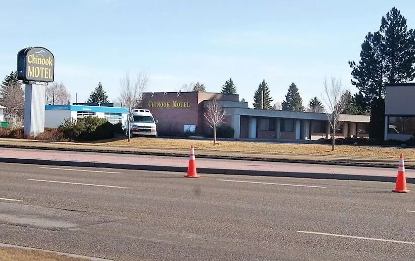Chinook Motel