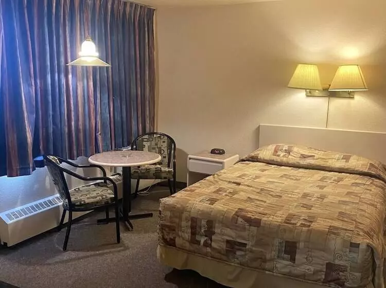 Chinook Motel