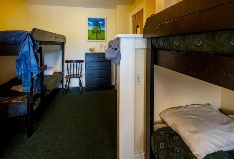 Hi Penticton   Hostel