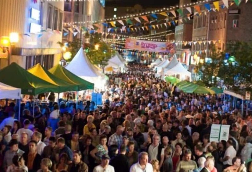 호텔 Auberge Centre Ville