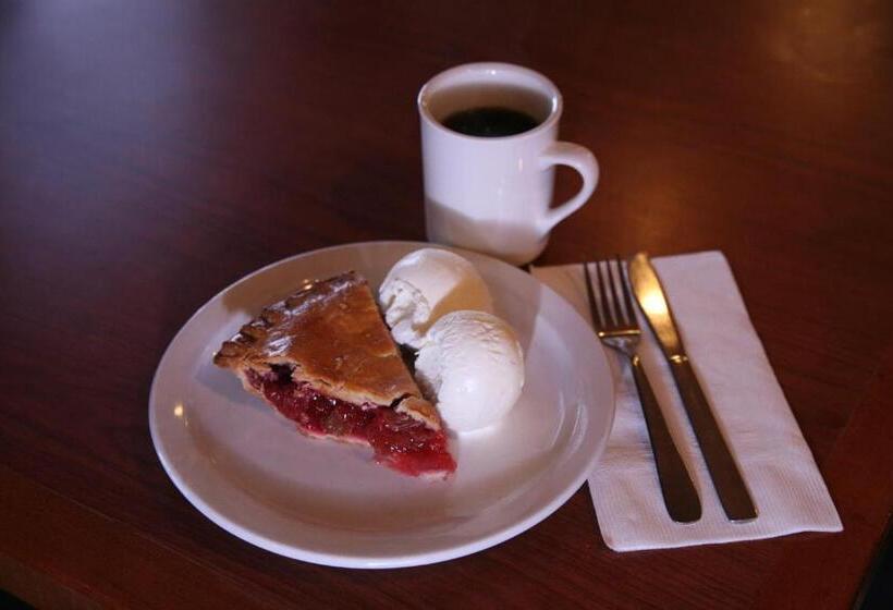 酒店 Falls Manor Resort