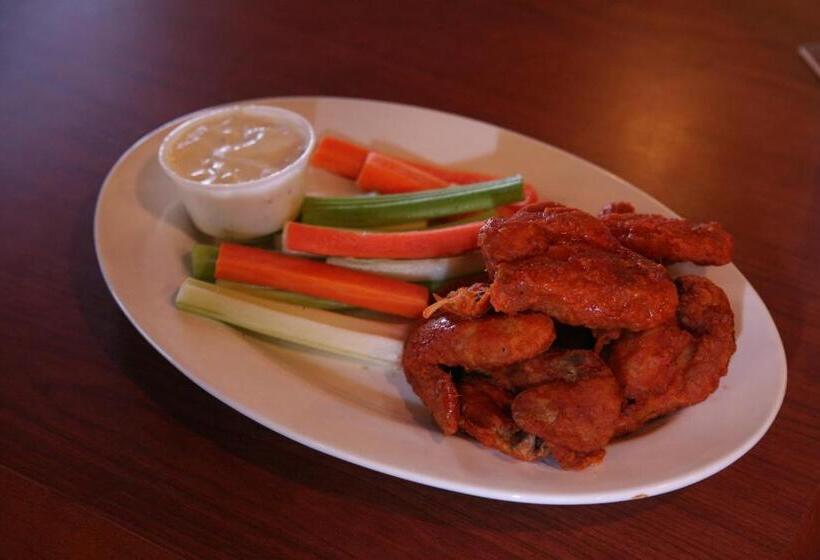 酒店 Falls Manor Resort