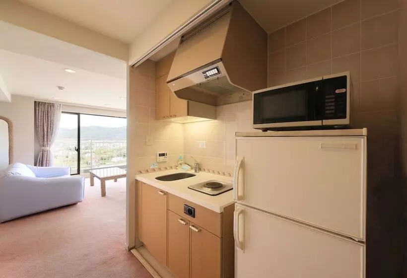 Hotelli Kamogawa Grand Tower