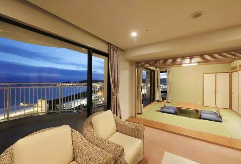 Hotelli Kamogawa Grand Tower