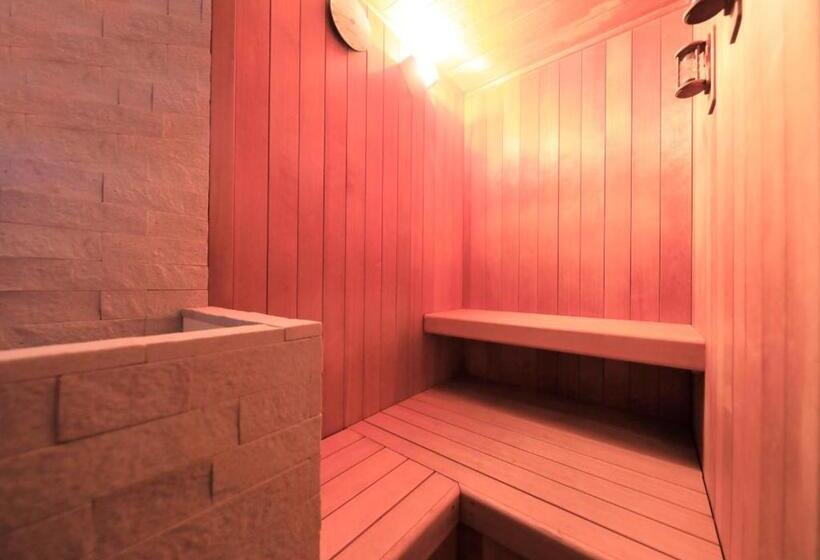 فندق Kamogawa Grand Tower