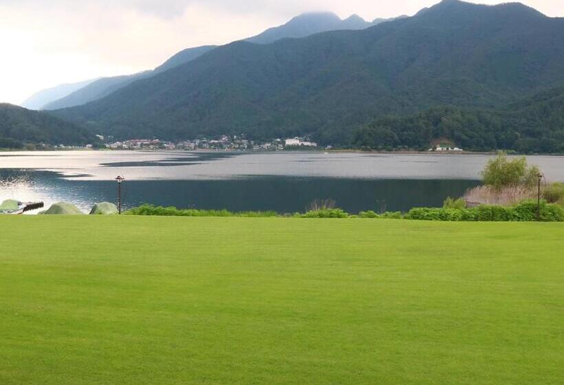 호텔 & Restaurant Yesterday