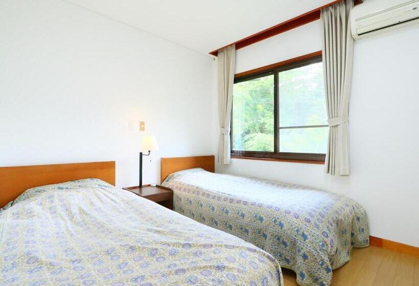 호텔 & Restaurant Yesterday