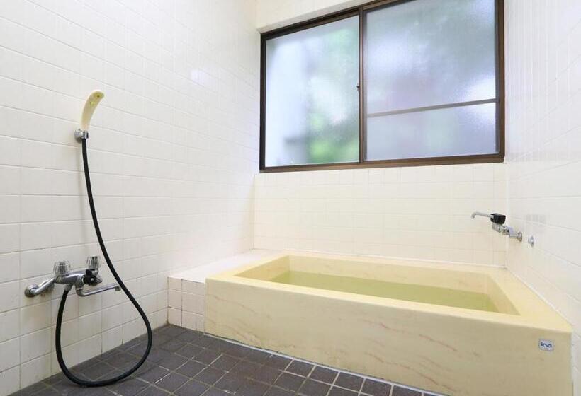 호텔 & Restaurant Yesterday