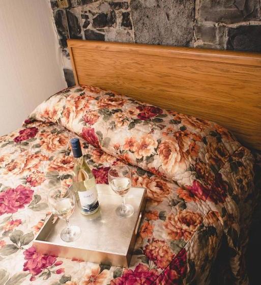 فندق The Queen's Inn