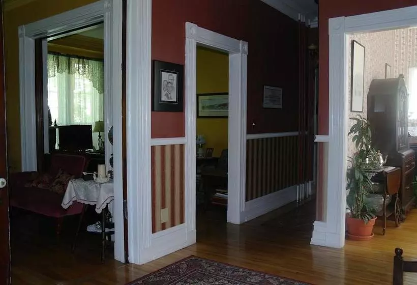 Meander In B&b