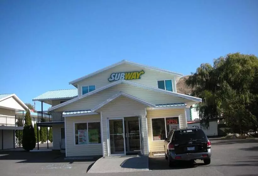 モーテル Cache Creek Inn