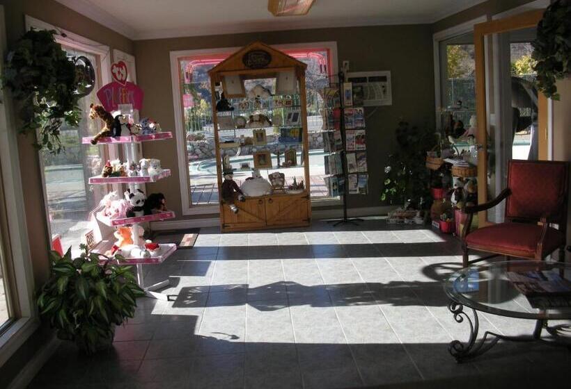 Motel Cache Creek Inn