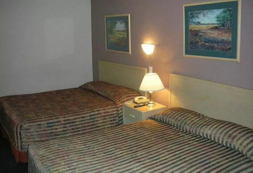 モーテル Cache Creek Inn