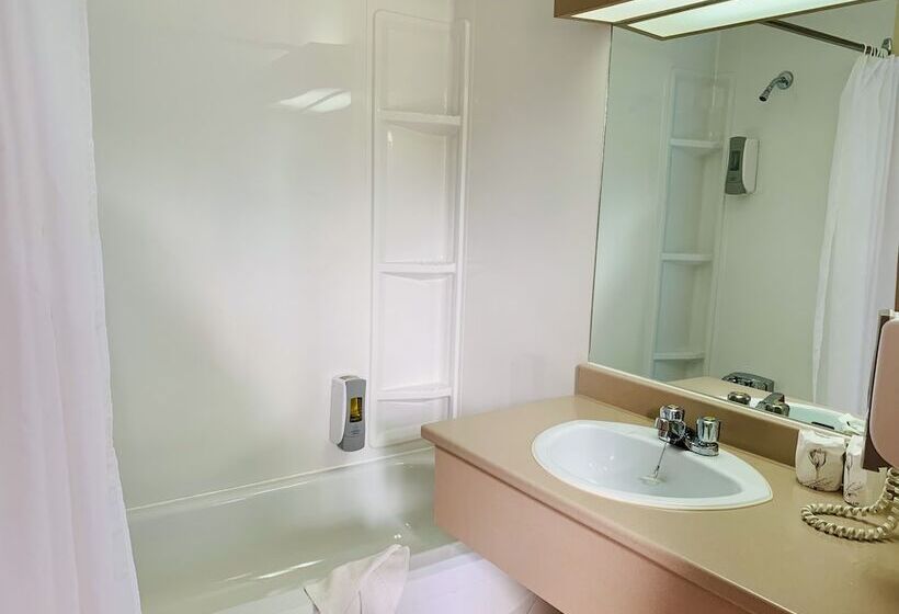 Motel De L'anse A L'eau