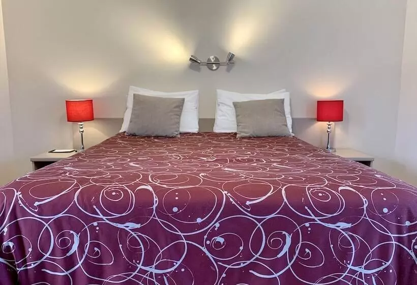 Motel De L'anse A L'eau