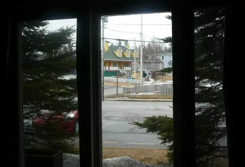 Motel De L'anse A L'eau