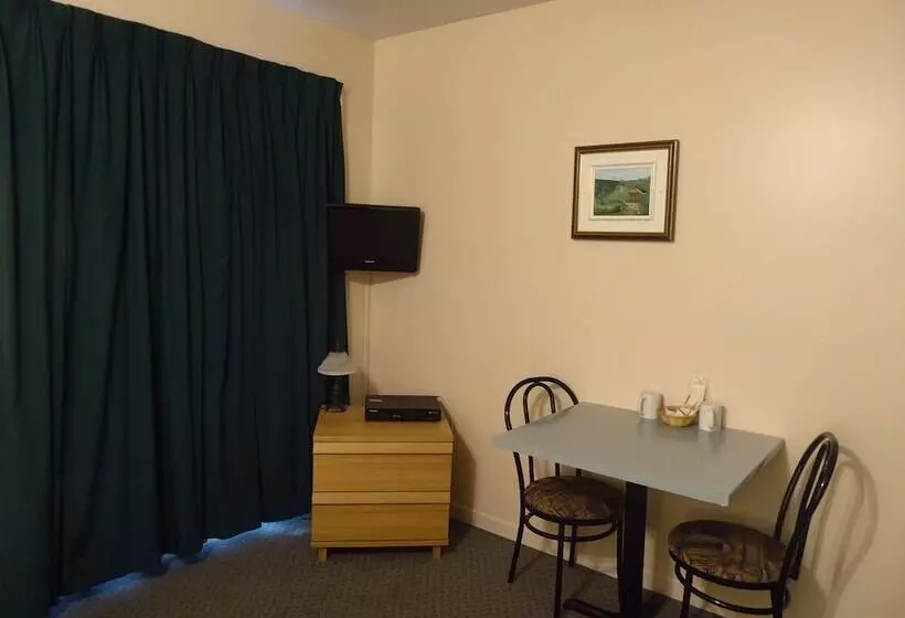 Motel De L'anse A L'eau