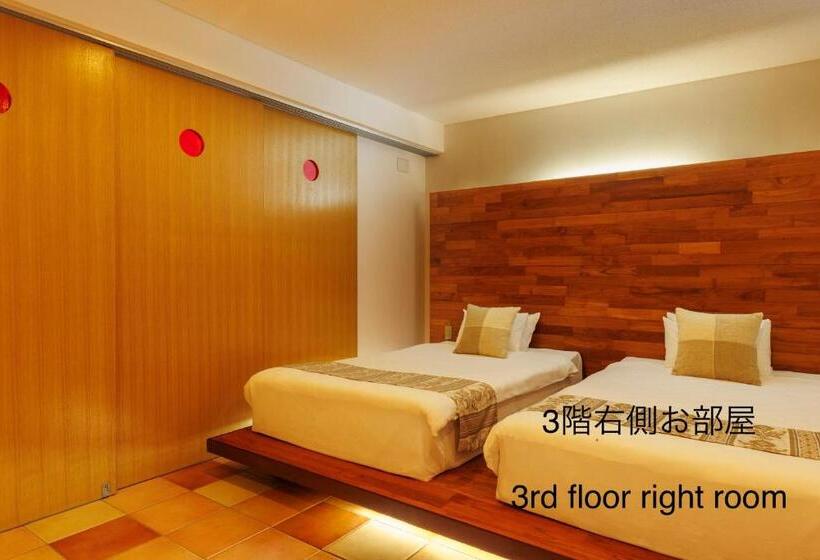 리조트 海まで徒歩1分 沖縄でも珍しい絶景ホテル 贅沢プライベートビーチ付き ビーチルーム