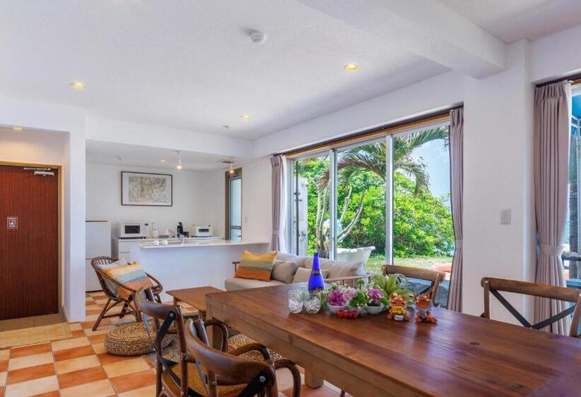 리조트 海まで徒歩1分 沖縄でも珍しい絶景ホテル 贅沢プライベートビーチ付き ビーチルーム