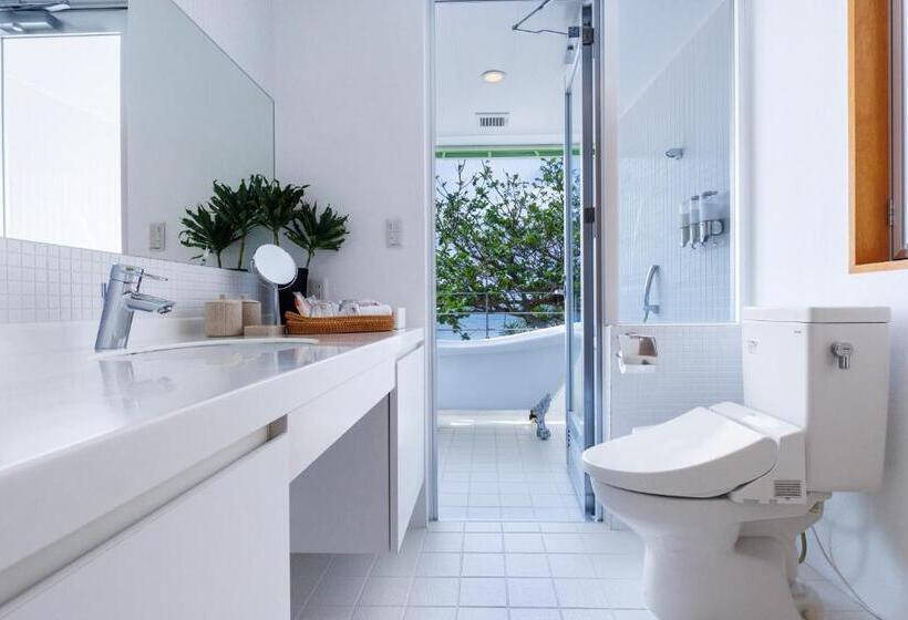 리조트 海まで徒歩1分 沖縄でも珍しい絶景ホテル 贅沢プライベートビーチ付き ビーチルーム