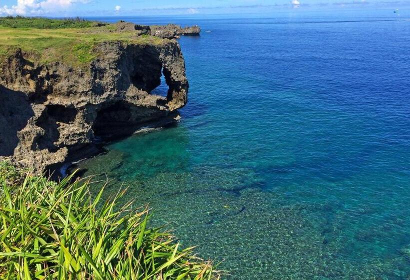 리조트 海まで徒歩1分 沖縄でも珍しい絶景ホテル 贅沢プライベートビーチ付き ビーチルーム