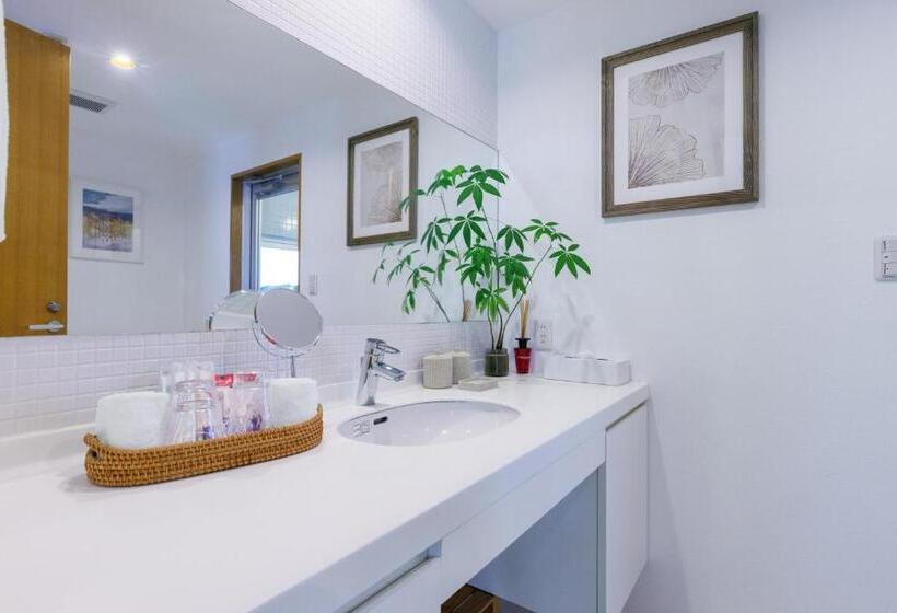 리조트 海まで徒歩1分 沖縄でも珍しい絶景ホテル 贅沢プライベートビーチ付き ビーチルーム