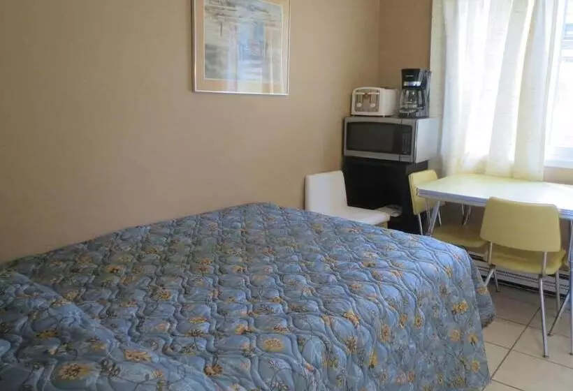 Round Up Motel