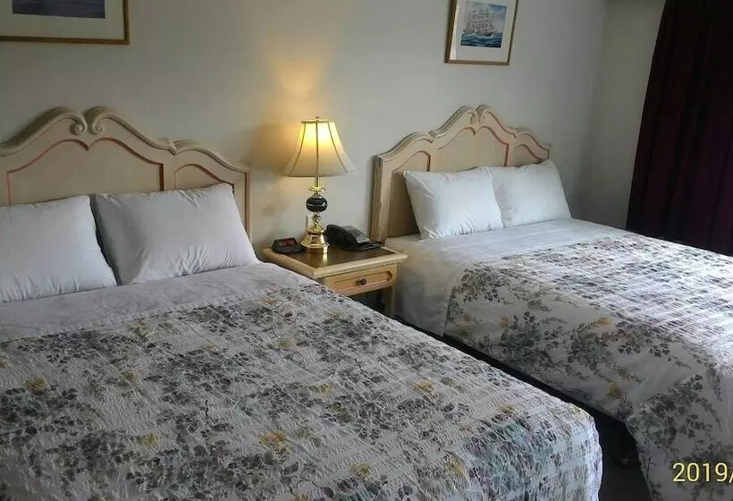 Round Up Motel
