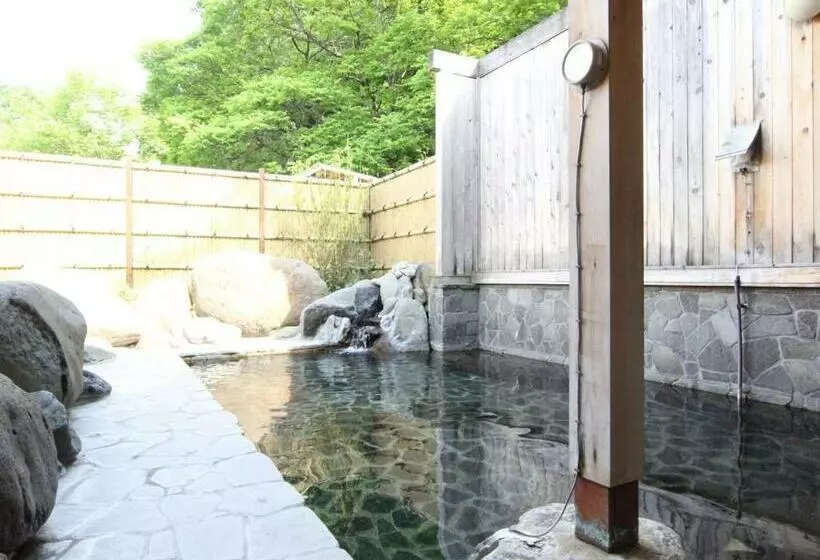 旅館 Denshukan Torayanoyu