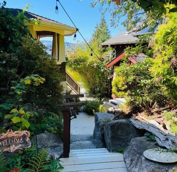 The Tuwanek Hotel And Spa