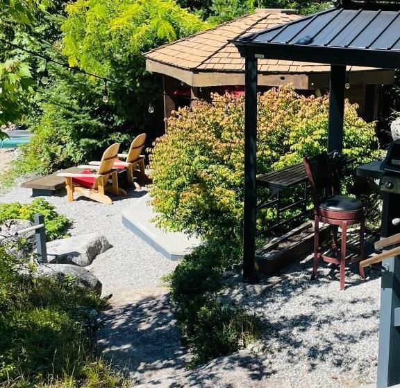 The Tuwanek Hotel And Spa