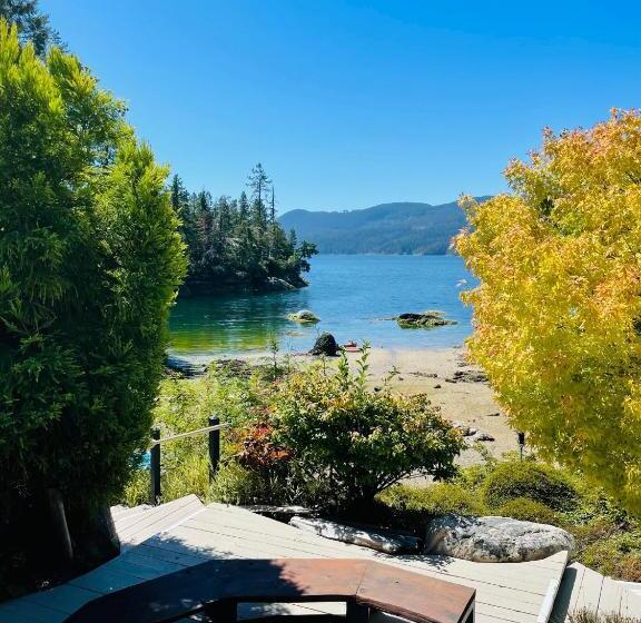 The Tuwanek Hotel And Spa