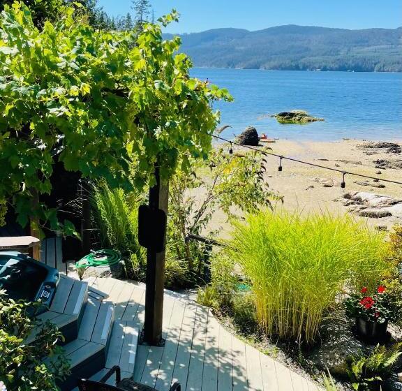 The Tuwanek Hotel And Spa