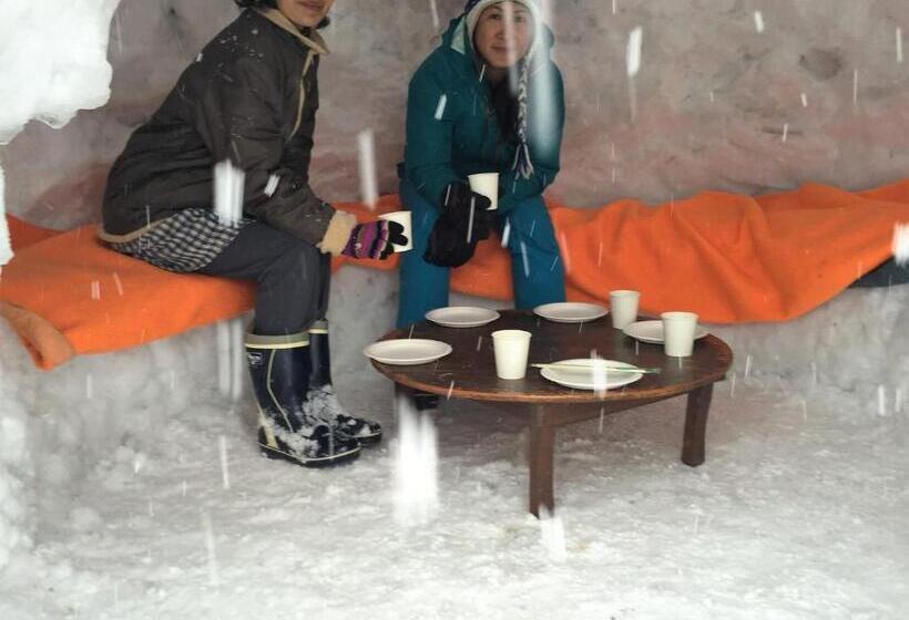 호스텔 Boken Kazoku