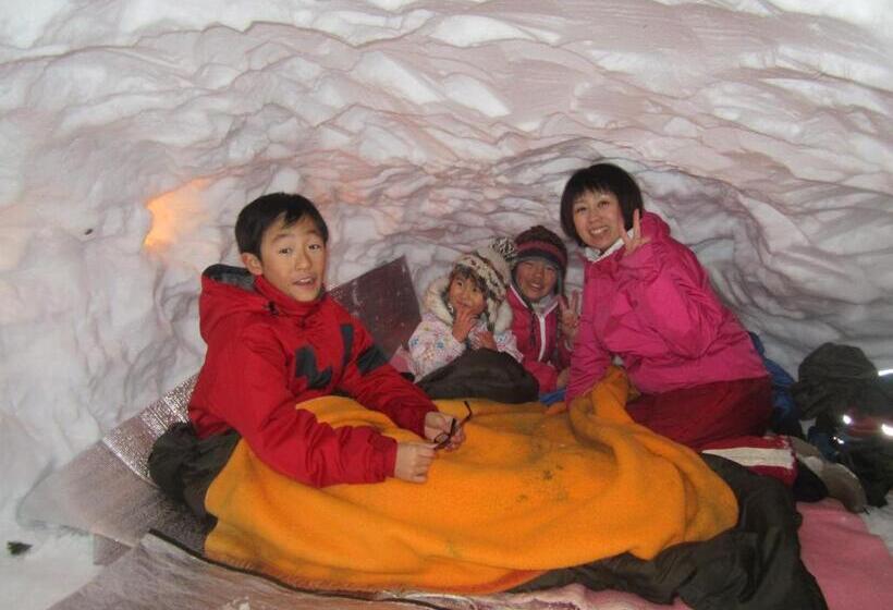 호스텔 Boken Kazoku