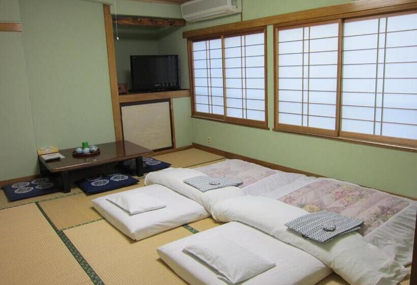فندق صغير Ryokan Matsukaze