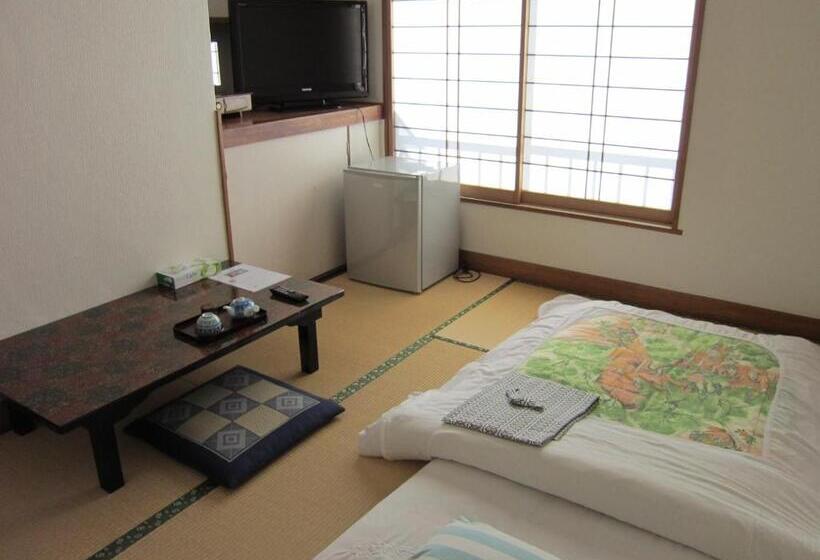 فندق صغير Ryokan Matsukaze