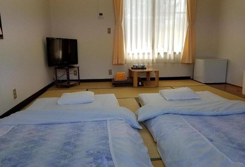 فندق صغير Ryokan Matsukaze