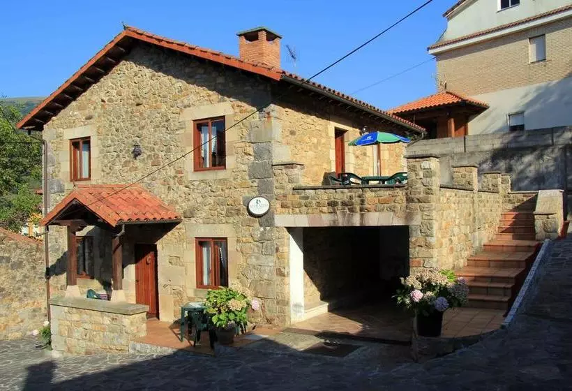 هاستل Apartamentos Rurales La Casa Vieja De Alceda