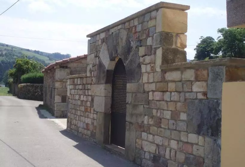 هاستل Apartamentos Rurales La Casa Vieja De Alceda