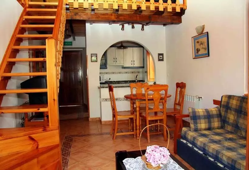 هاستل Apartamentos Rurales La Casa Vieja De Alceda