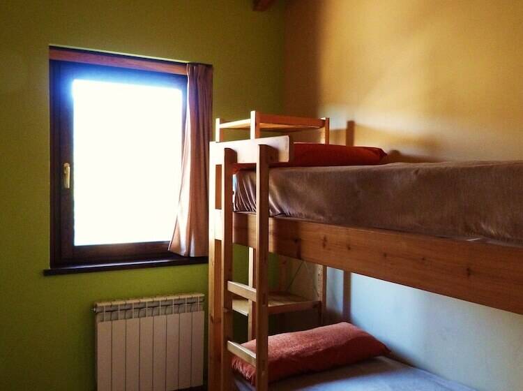 הוסטל Xalet Refugi Pere Carne