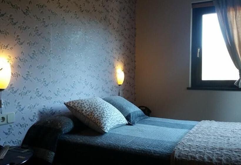 הוסטל Xalet Refugi Pere Carne