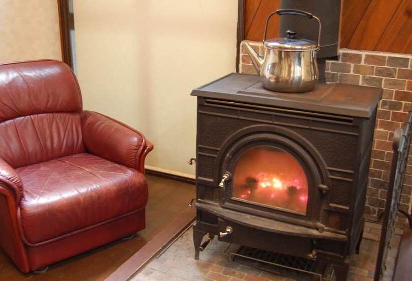 Bed and Breakfast Onsen Pension Hanasakiyama