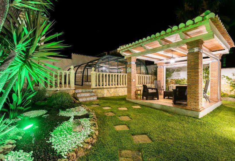 مبيت وإفطار Villa Madnis